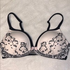 Victoria’s Secret | no wire bra